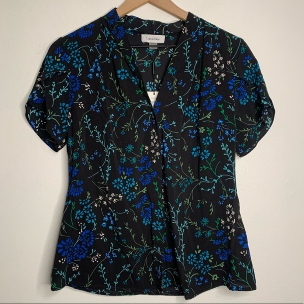 Calvin Klein Black Blue Green Floral Flutter Sleeve V Neck Blouse